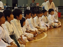 H26.11.2taikai2.jpg